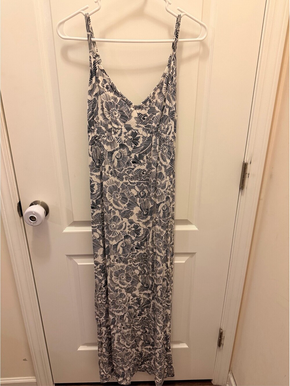 Old Navy Women's Black White Floral Spaghetti Strap Fit & Flare Mini Dress MEE